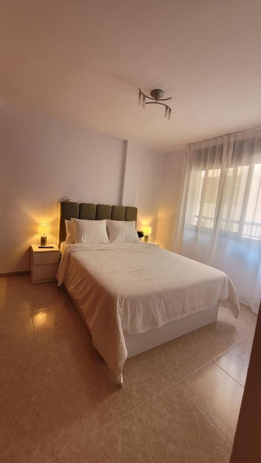 Apartamento Sol Y Mar Sant Carles De La Rapita Luaran gambar